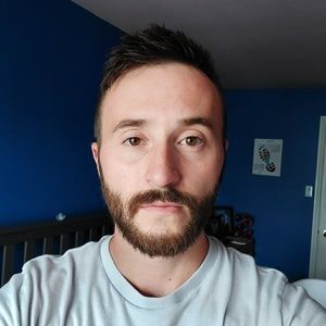 Meet your Posher, Eric